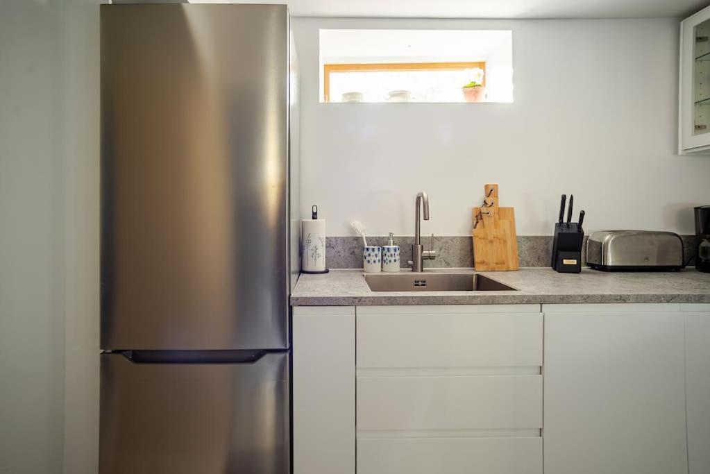Outstanding Apartment Close To Gothenburg Kungälv Eksteriør billede